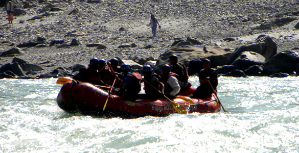 rafting in rishikesh, rishikesh rafting camps, best camps in rishikesh, camping in rishikesh, bungee jumping in rishikesh, rafting camps in rishikesh