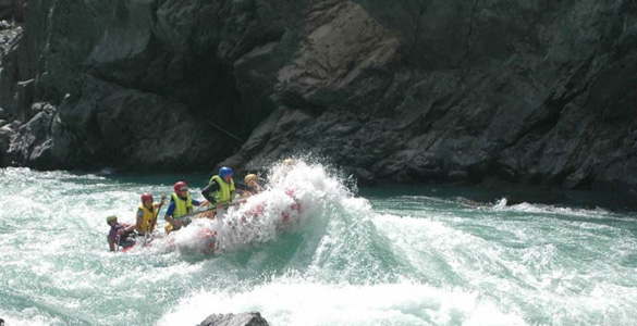 rafting in rishikesh, rishikesh rafting camps, best camps in rishikesh, camping in rishikesh, bungee jumping in rishikesh, rafting camps in rishikesh