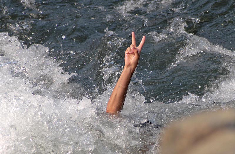 rafting in rishikesh, rishikesh rafting camps, best camps in rishikesh, camping in rishikesh, bungee jumping in rishikesh, rafting camps in rishikesh